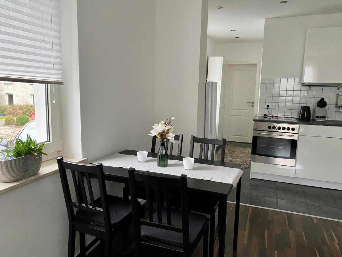 Ferienwohnung Falkenstr. Enger Bagian luar foto